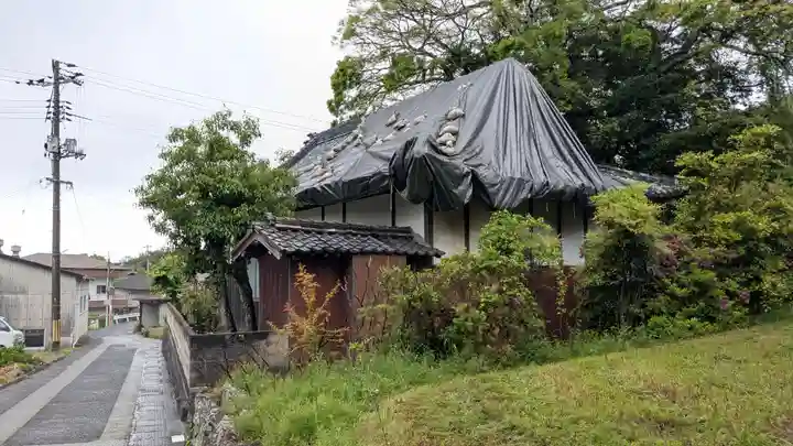 救世堂の本殿・本堂