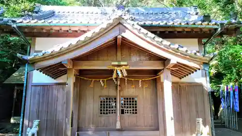 須男神社の本殿・本堂