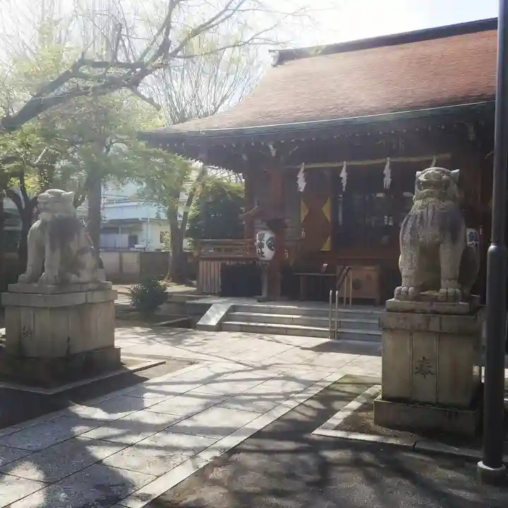 鎧神社の本殿・本堂