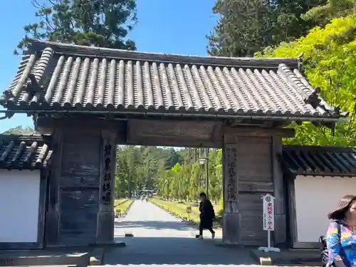 瑞巌寺の山門