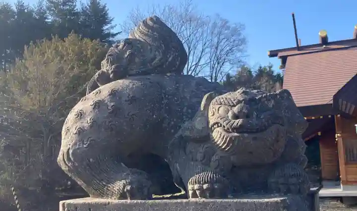 留辺蘂神社の狛犬