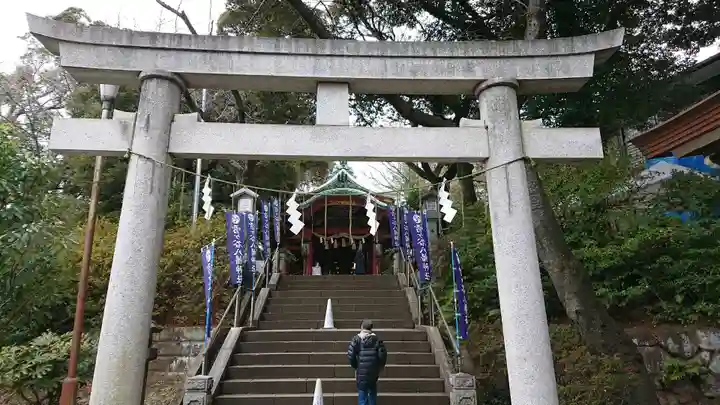 雪ケ谷八幡神社の鳥居