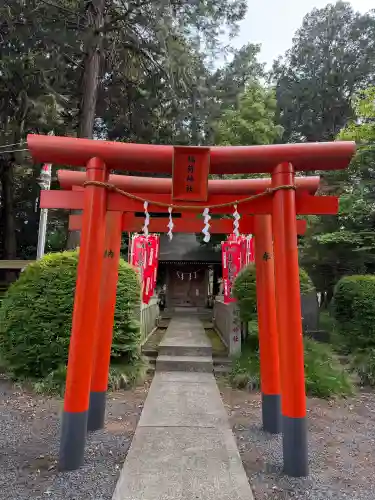 諏訪神社の{uncategorized: "未分類", other: "その他", undefined: "問題あり", building: "その他建物", grave: "お墓", sacred_gate: "鳥居", guardian: "狛犬", statue: "像", buddha: "仏像", history: "歴史", nature: "自然", garden: "庭園", animal: "動物", pagoda: "塔", temizu: "手水舎", mountain_gate: "山門・神門", sanctuary: "本殿・本堂", subordinate: "末社・摂社", art: "芸術", scenery: "景色", jizo: "地蔵", ema: "絵馬", goshuin: "御朱印", omikuji: "おみくじ", items: "授与品その他", amulet: "お守り", goshuincho: "御朱印帳", eats: "食事", festival: "お祭り", votive_dance: "神楽", shichigosan: "七五三参", wedding: "結婚式", experience: "体験その他", initially: "初詣", around: "周辺", anti_infection: "感染症対策"}