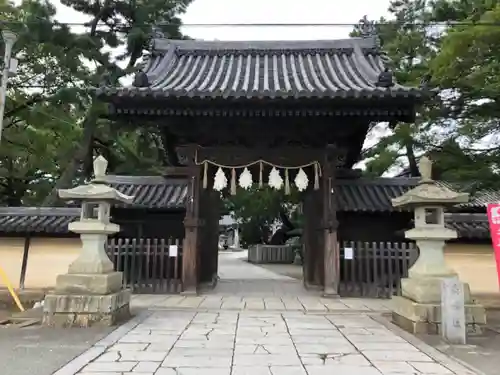 高砂神社の山門・神門