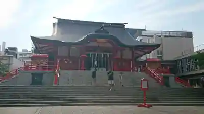 花園神社の本殿・本堂