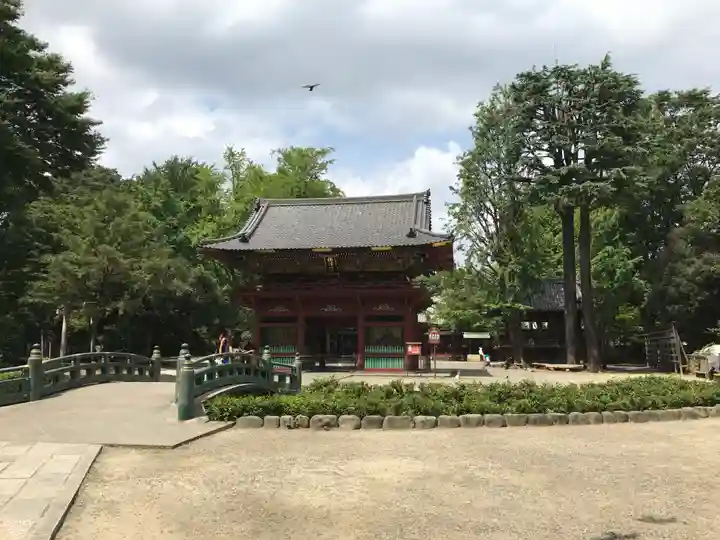 根津神社の山門・神門