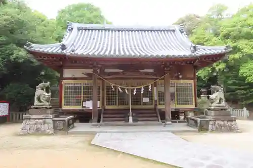 新宮神社の本殿