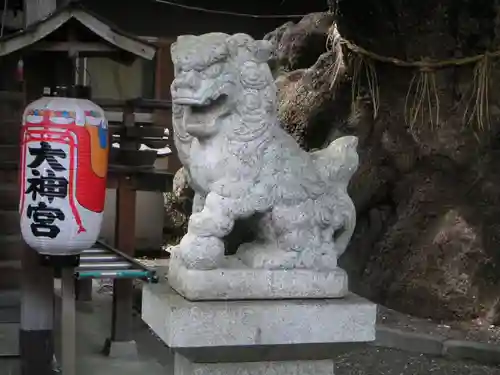 大神社の狛犬