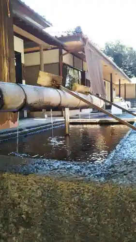 玉敷神社の手水舎
