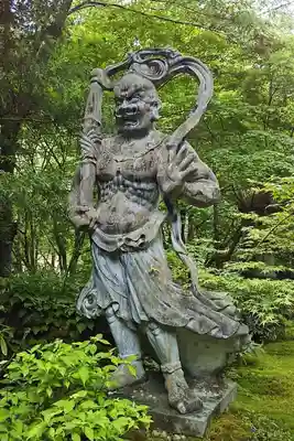 徳善院明王密寺の仏像