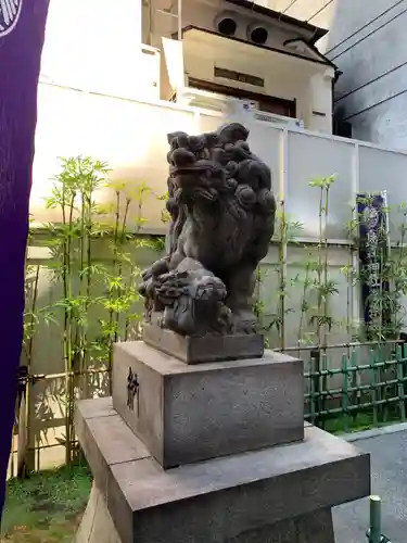 烏森神社の狛犬