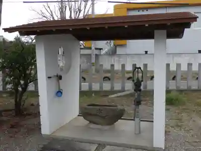 雨降神社の手水舎