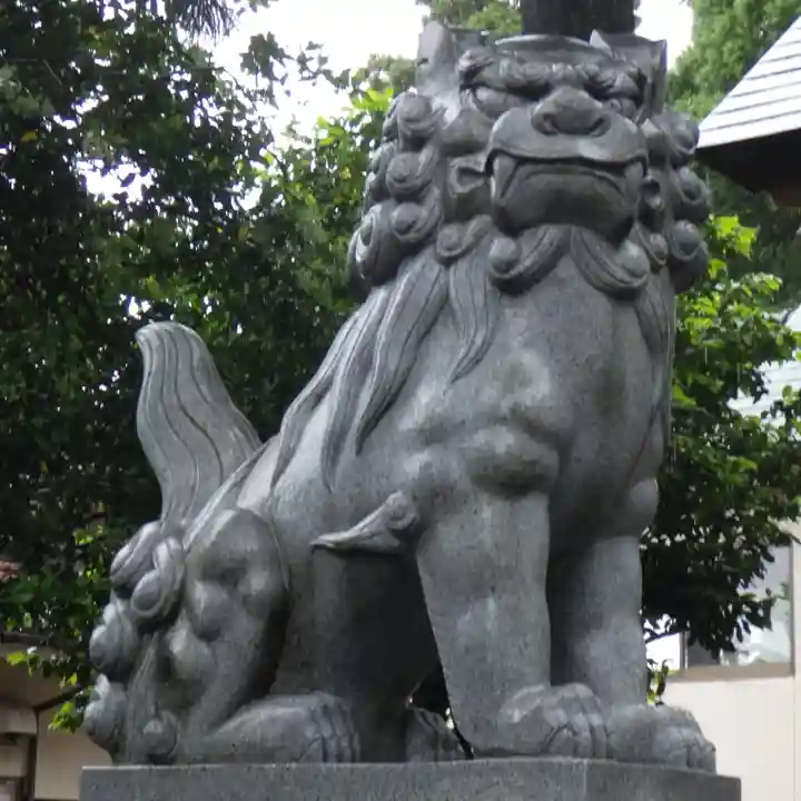 鵜坂神社の狛犬
