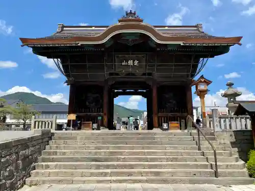 善光寺の山門・神門