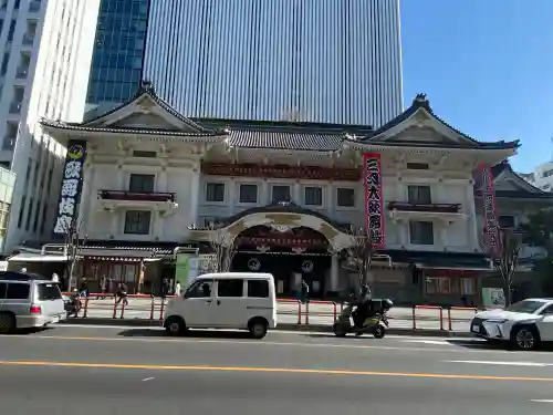 歌舞伎稲荷神社の{uncategorized: "未分類", other: "その他", undefined: "問題あり", building: "その他建物", grave: "お墓", sacred_gate: "鳥居", guardian: "狛犬", statue: "像", buddha: "仏像", history: "歴史", nature: "自然", garden: "庭園", animal: "動物", pagoda: "塔", temizu: "手水舎", mountain_gate: "山門・神門", sanctuary: "本殿・本堂", subordinate: "末社・摂社", art: "芸術", scenery: "景色", jizo: "地蔵", ema: "絵馬", goshuin: "御朱印", omikuji: "おみくじ", items: "授与品その他", amulet: "お守り", goshuincho: "御朱印帳", eats: "食事", festival: "お祭り", votive_dance: "神楽", shichigosan: "七五三参", wedding: "結婚式", experience: "体験その他", initially: "初詣", around: "周辺", anti_infection: "感染症対策"}