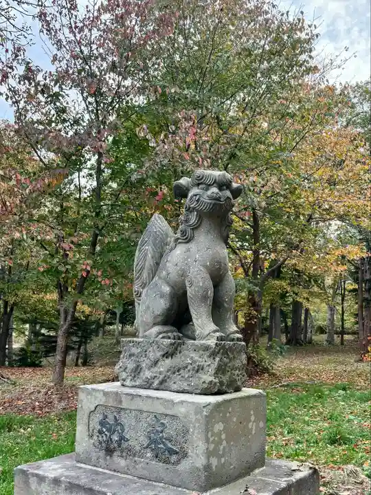 中小屋神社の狛犬