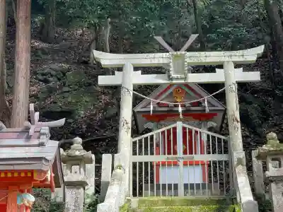 岩神社(奈良県)