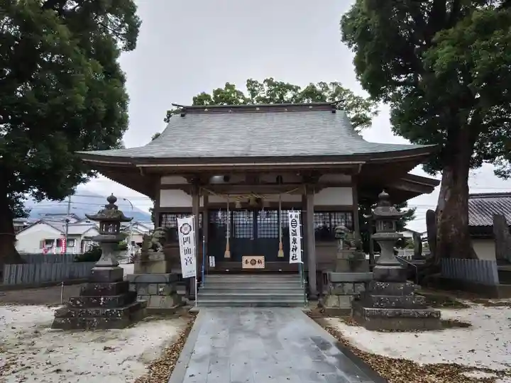 三会温泉神社の本殿・本堂
