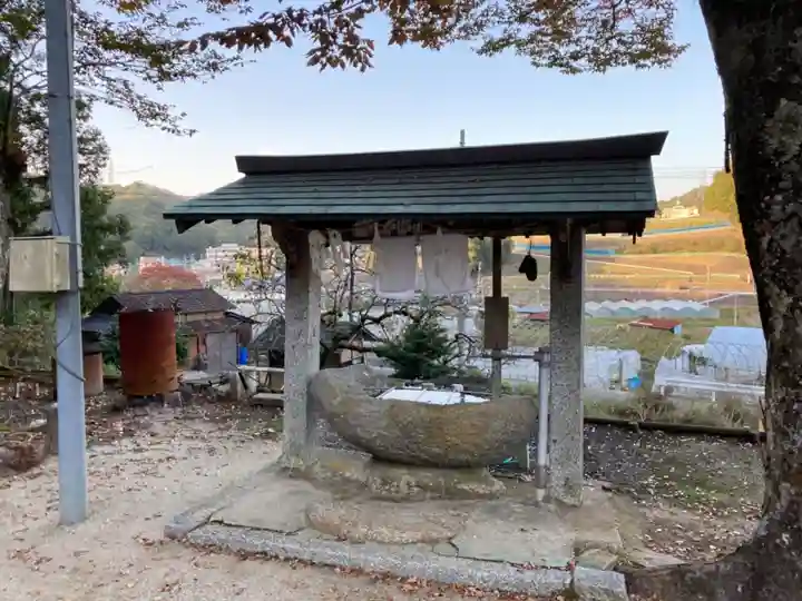 客王神社の手水舎