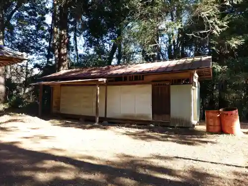 八宮神社（和泉）の{uncategorized: "未分類", other: "その他", undefined: "問題あり", building: "その他建物", grave: "お墓", sacred_gate: "鳥居", guardian: "狛犬", statue: "像", buddha: "仏像", history: "歴史", nature: "自然", garden: "庭園", animal: "動物", pagoda: "塔", temizu: "手水舎", mountain_gate: "山門・神門", sanctuary: "本殿・本堂", subordinate: "末社・摂社", art: "芸術", scenery: "景色", jizo: "地蔵", ema: "絵馬", goshuin: "御朱印", omikuji: "おみくじ", items: "授与品その他", amulet: "お守り", goshuincho: "御朱印帳", eats: "食事", festival: "お祭り", votive_dance: "神楽", shichigosan: "七五三参", wedding: "結婚式", experience: "体験その他", initially: "初詣", around: "周辺", anti_infection: "感染症対策"}