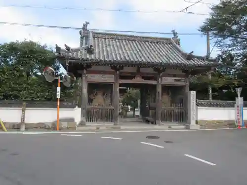 穴太寺の山門・神門