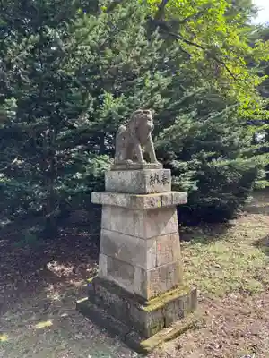 川西神社の狛犬