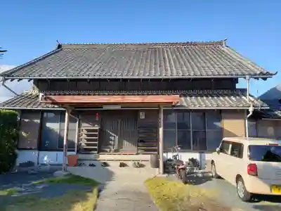 治寶山　浄泉寺の本殿・本堂