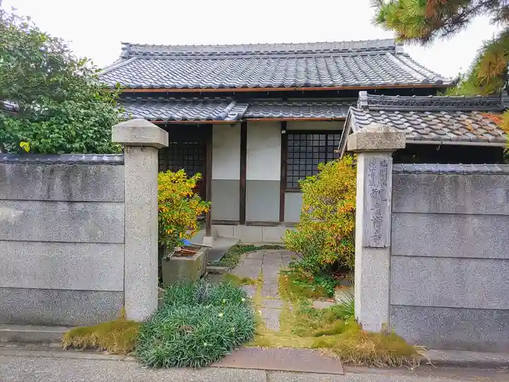 観音寺の本殿・本堂