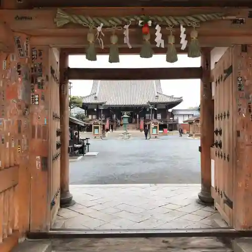 総持寺の山門・神門