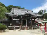 香西寺の本殿・本堂