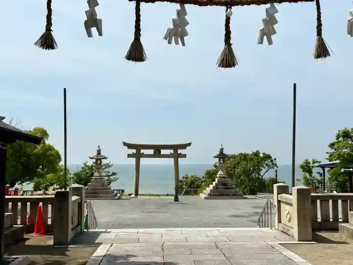 伊和都比売神社の{uncategorized: "未分類", other: "その他", undefined: "問題あり", building: "その他建物", grave: "お墓", sacred_gate: "鳥居", guardian: "狛犬", statue: "像", buddha: "仏像", history: "歴史", nature: "自然", garden: "庭園", animal: "動物", pagoda: "塔", temizu: "手水舎", mountain_gate: "山門・神門", sanctuary: "本殿・本堂", subordinate: "末社・摂社", art: "芸術", scenery: "景色", jizo: "地蔵", ema: "絵馬", goshuin: "御朱印", omikuji: "おみくじ", items: "授与品その他", amulet: "お守り", goshuincho: "御朱印帳", eats: "食事", festival: "お祭り", votive_dance: "神楽", shichigosan: "七五三参", wedding: "結婚式", experience: "体験その他", initially: "初詣", around: "周辺", anti_infection: "感染症対策"}