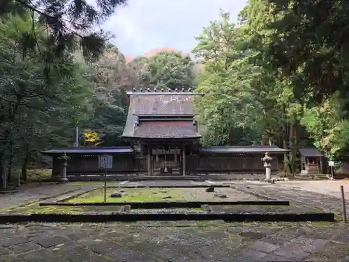 若狭彦神社（上社）の本殿・本堂