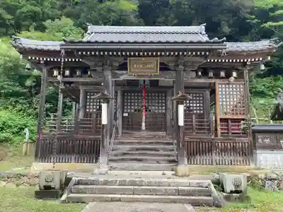 意冨布良神社の本殿・本堂
