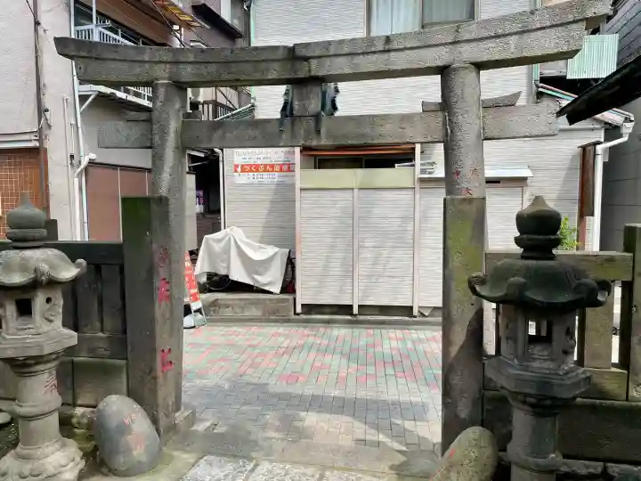 於咲稲荷神社・波除(浪除)稲荷神社(東京都)