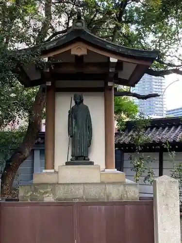 湊川神社の像