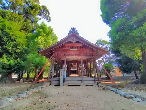 神明社（須ケ脇）の本殿・本堂