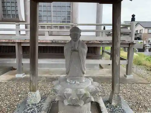 正福寺の像