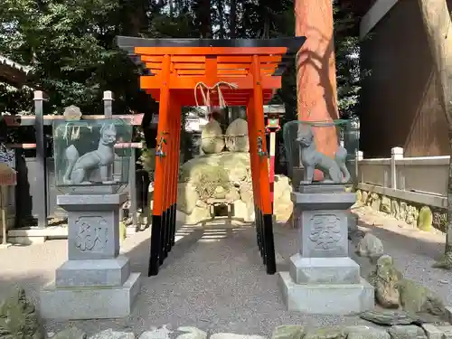 諏訪神社の末社・摂社