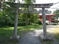 諏訪神社の鳥居