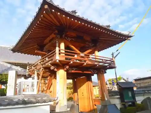 円盛寺の山門・神門