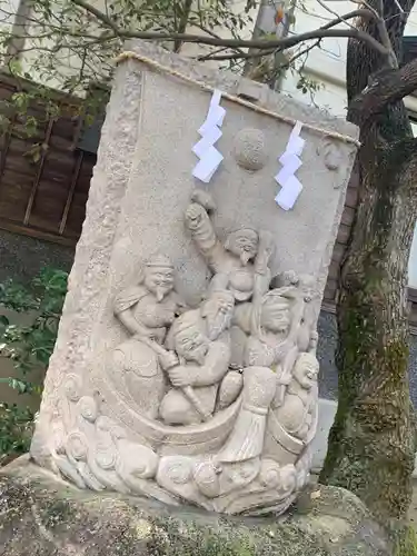 彦島八幡宮の像