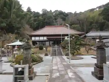 真高寺の本殿・本堂