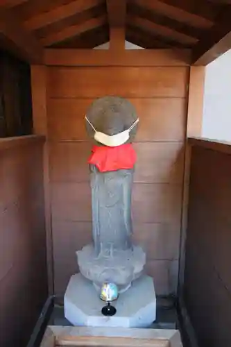 嶺御嶽神社の地蔵