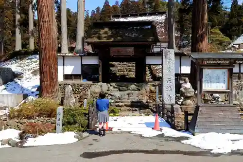 正法寺の山門