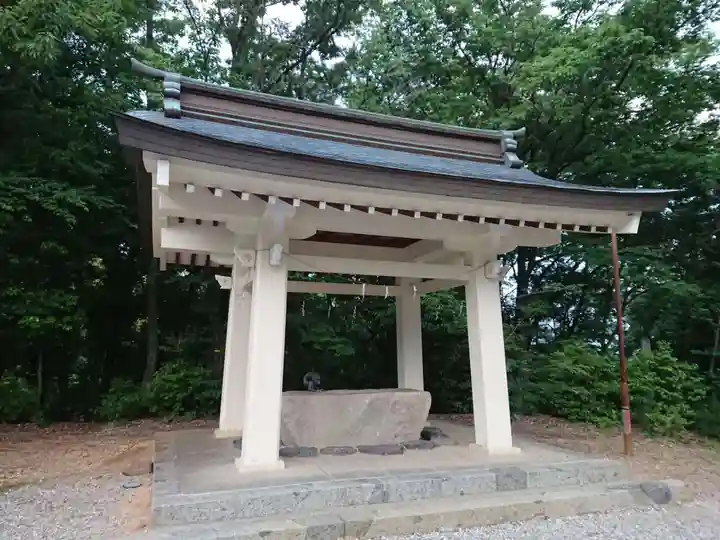 白山神社の手水舎