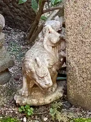 宝蔵寺の狛犬