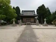 白山神社の本殿