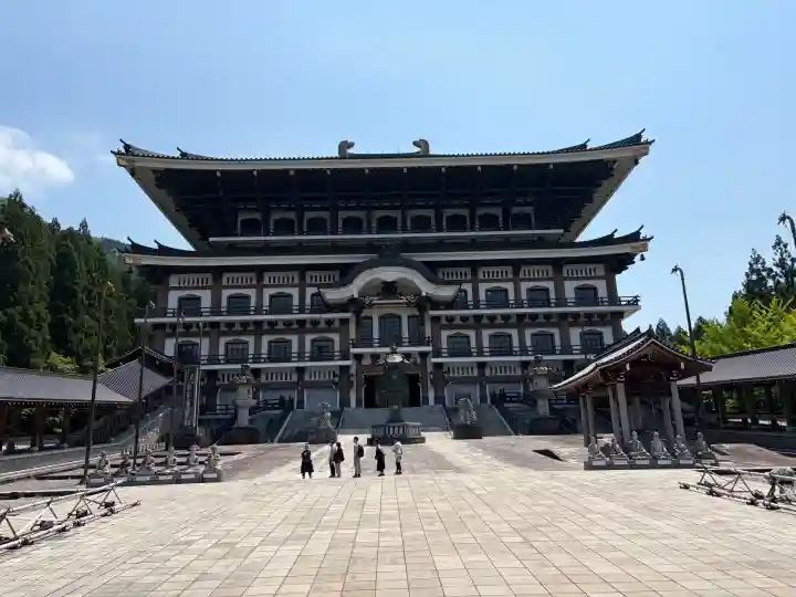 清大寺(越前大仏)の{uncategorized: "未分類", other: "その他", undefined: "問題あり", building: "その他建物", grave: "お墓", sacred_gate: "鳥居", guardian: "狛犬", statue: "像", buddha: "仏像", history: "歴史", nature: "自然", garden: "庭園", animal: "動物", pagoda: "塔", temizu: "手水舎", mountain_gate: "山門・神門", sanctuary: "本殿・本堂", subordinate: "末社・摂社", art: "芸術", scenery: "景色", jizo: "地蔵", ema: "絵馬", goshuin: "御朱印", omikuji: "おみくじ", items: "授与品その他", amulet: "お守り", goshuincho: "御朱印帳", eats: "食事", festival: "お祭り", votive_dance: "神楽", shichigosan: "七五三参", wedding: "結婚式", experience: "体験その他", initially: "初詣", around: "周辺", anti_infection: "感染症対策"}