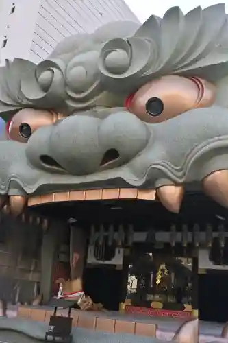 難波八阪神社の{uncategorized: "未分類", other: "その他", undefined: "問題あり", building: "その他建物", grave: "お墓", sacred_gate: "鳥居", guardian: "狛犬", statue: "像", buddha: "仏像", history: "歴史", nature: "自然", garden: "庭園", animal: "動物", pagoda: "塔", temizu: "手水舎", mountain_gate: "山門・神門", sanctuary: "本殿・本堂", subordinate: "末社・摂社", art: "芸術", scenery: "景色", jizo: "地蔵", ema: "絵馬", goshuin: "御朱印", omikuji: "おみくじ", items: "授与品その他", amulet: "お守り", goshuincho: "御朱印帳", eats: "食事", festival: "お祭り", votive_dance: "神楽", shichigosan: "七五三参", wedding: "結婚式", experience: "体験その他", initially: "初詣", around: "周辺", anti_infection: "感染症対策"}