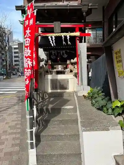 太田姫稲荷神社の本殿